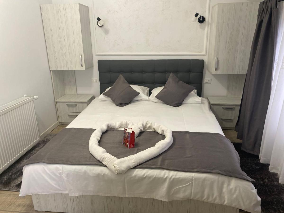 Casa La Bella Vista Hotel Moisei Bagian luar foto