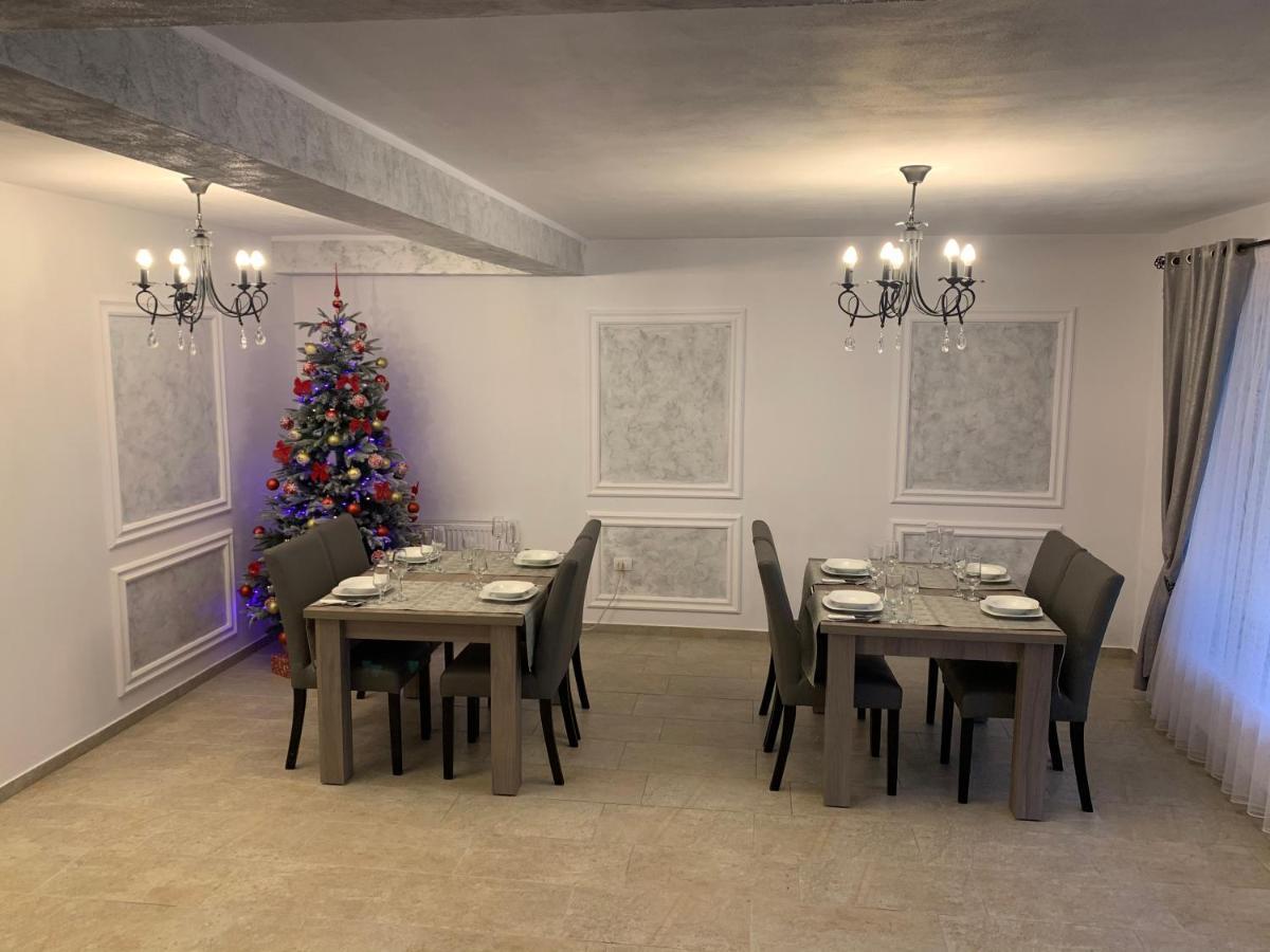 Casa La Bella Vista Hotel Moisei Bagian luar foto